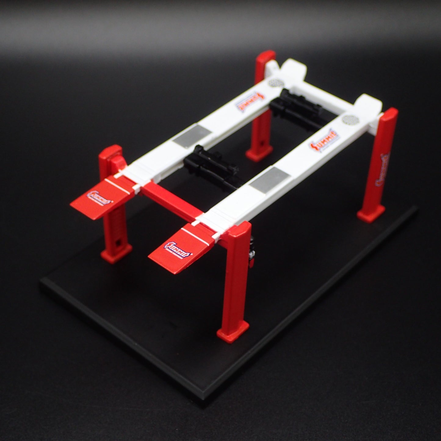 SUMMIT RACING 1:64 SCALE AUTO SHOP MECHANIC GARAGE 4 POST CAR LIFT MODEL DIECAST