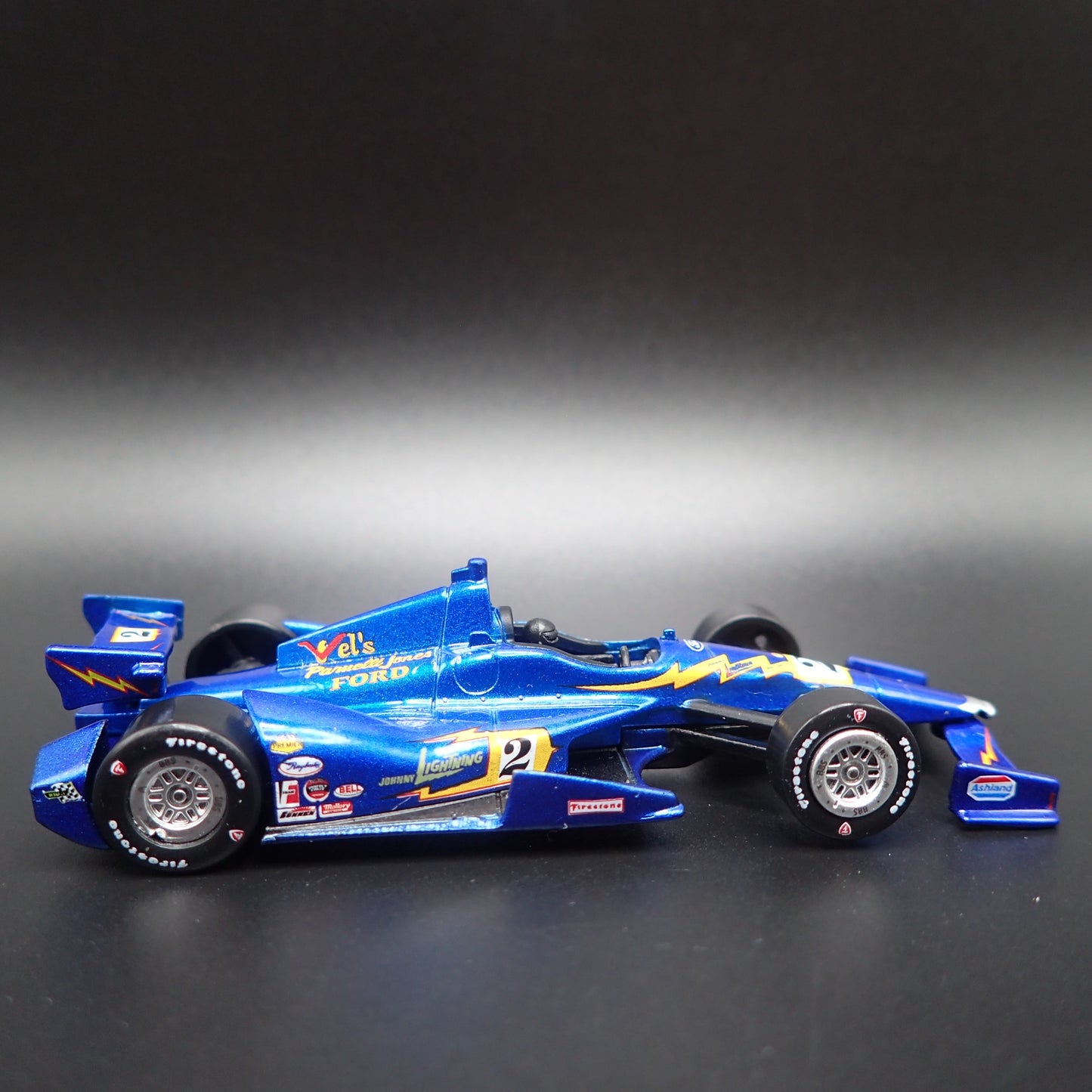 2013 13 INDY 500 JOHNNY LIGHTNING SPECIAL 2 TRIBUTE 1:64 SCALE DIECAST MODEL CAR