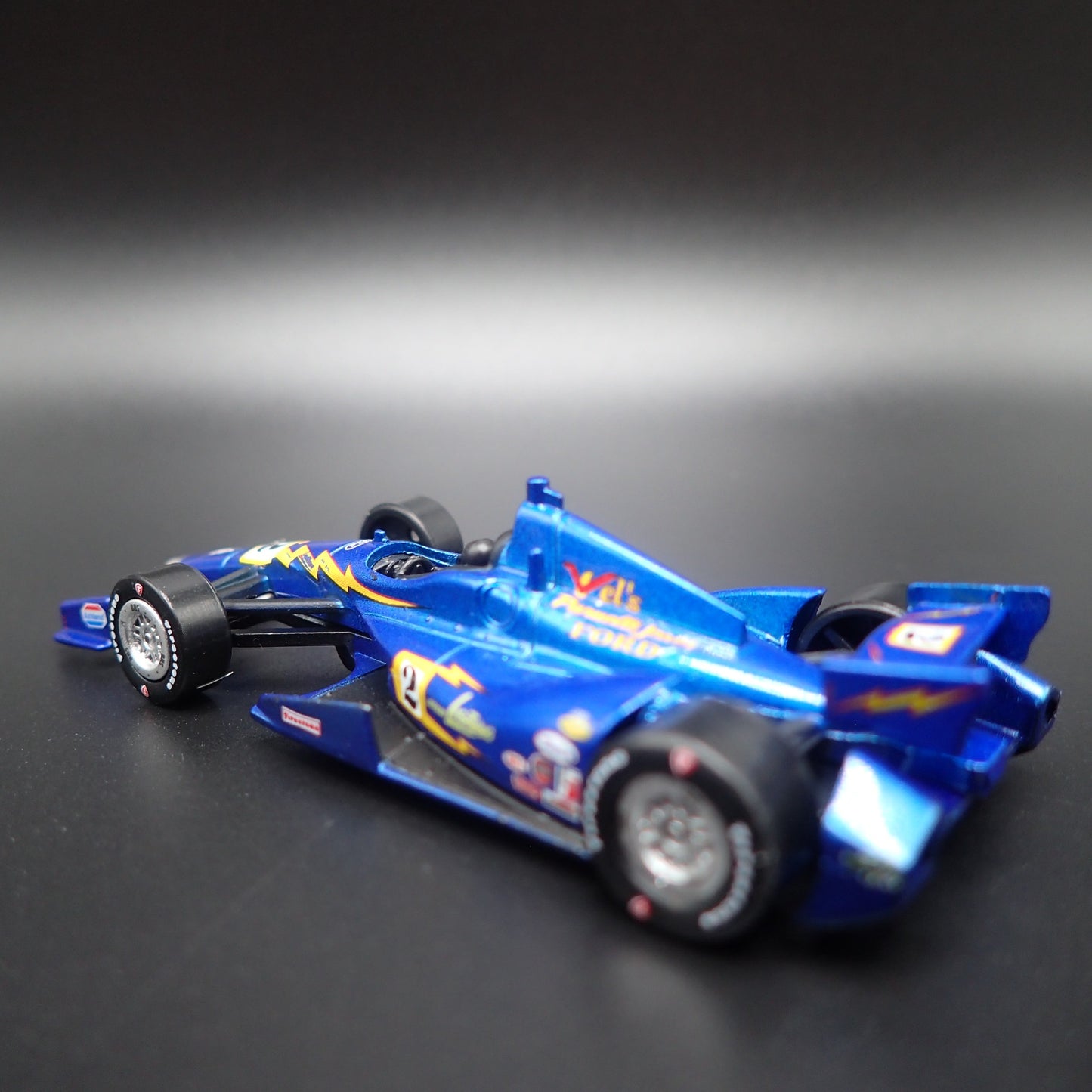 2013 13 INDY 500 JOHNNY LIGHTNING SPECIAL 2 TRIBUTE 1:64 SCALE DIECAST MODEL CAR