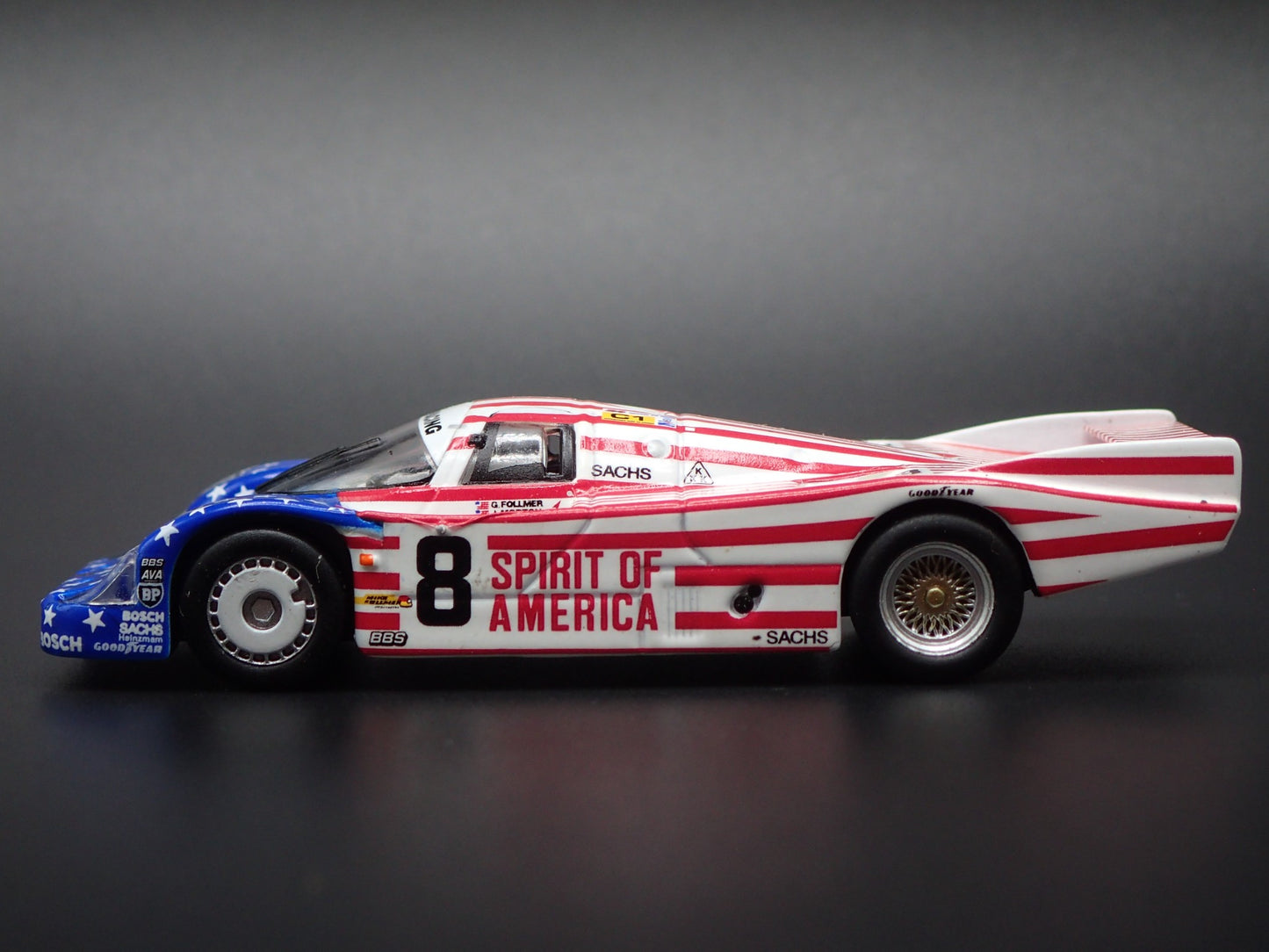 PORSCHE 956 SPIRIT AMERICA  #8 3RD 24H LE MANS 1986 1:64 SCALE DIECAST MODEL CAR