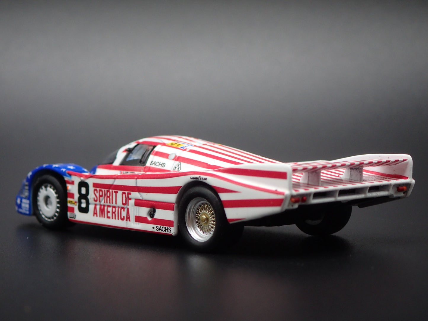 PORSCHE 956 SPIRIT AMERICA  #8 3RD 24H LE MANS 1986 1:64 SCALE DIECAST MODEL CAR