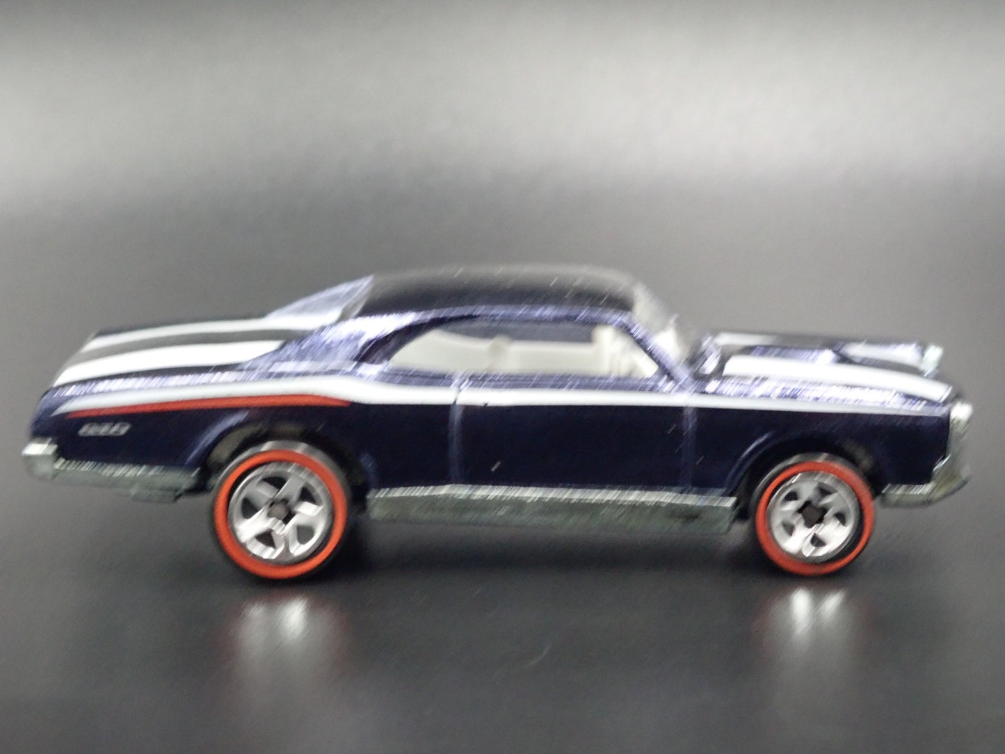 1967 PONTIAC GTO RARE 1:64 SCALE LIMITED COLLECTIBLE DIORAMA DIECAST MODEL CAR