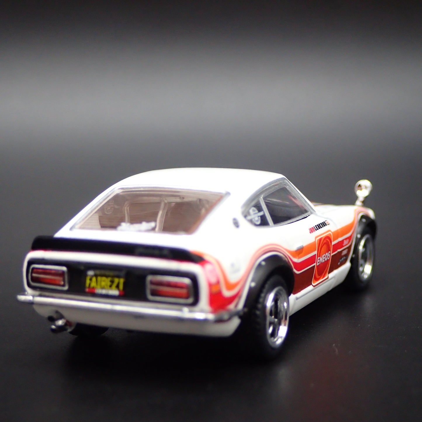 DATSUN FAIRLADY Z S30 JDM ENEOS 1/64 SCALE COLLECTIBLE DIORAMA DIECAST MODEL CAR