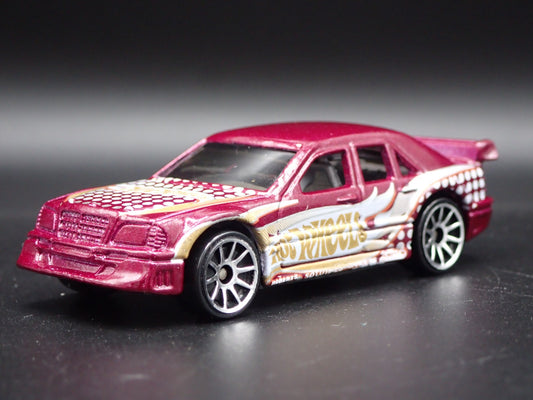 1993-1999 MERCEDES-BENZ C CLASS BURGUNDY 1:64 SCALE DIORAMA DIECAST MODEL CAR