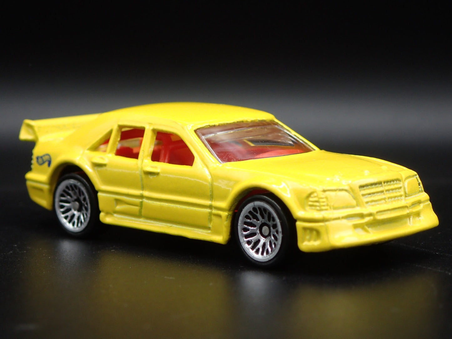 1993-1999 MERCEDES-BENZ C CLASS YELLOW 1:64 SCALE COLLECTIBLE DIECAST MODEL CAR