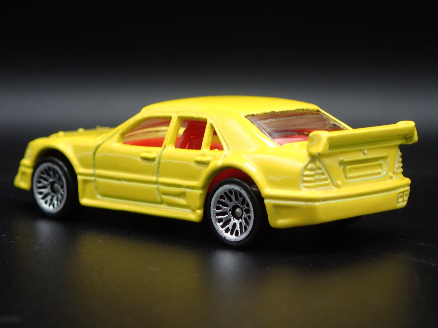 1993-1999 MERCEDES-BENZ C CLASS YELLOW 1:64 SCALE COLLECTIBLE DIECAST MODEL CAR
