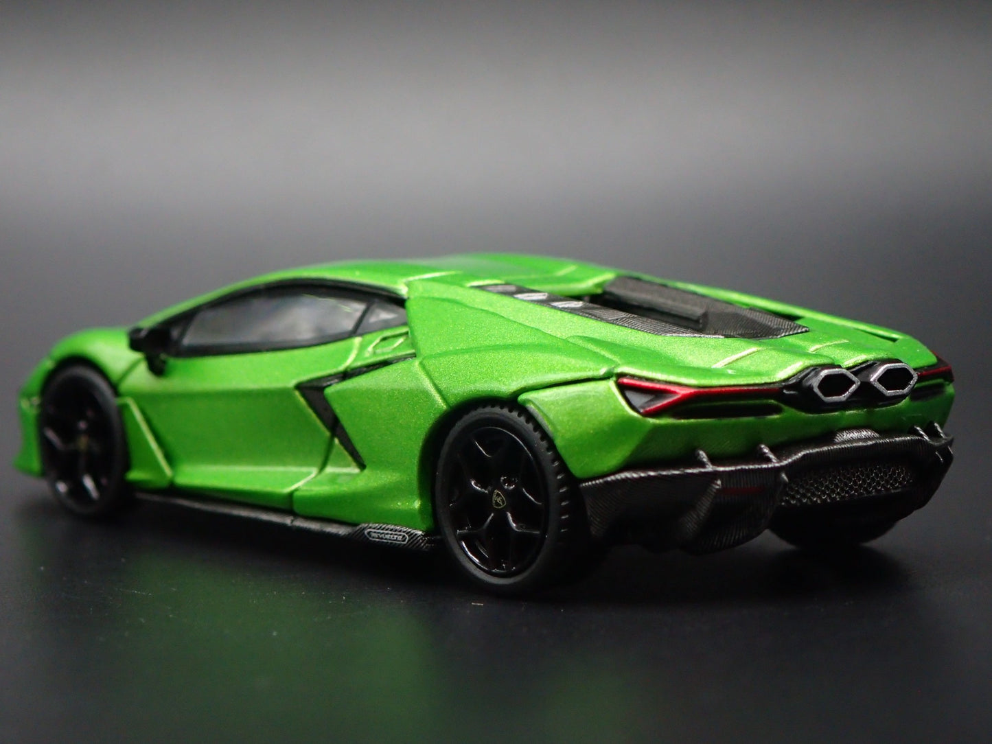 2024-2025 LAMBORGHINI REVUELTO SUPER CAR GREEN 1:64 SCALE DIECAST MODEL CAR