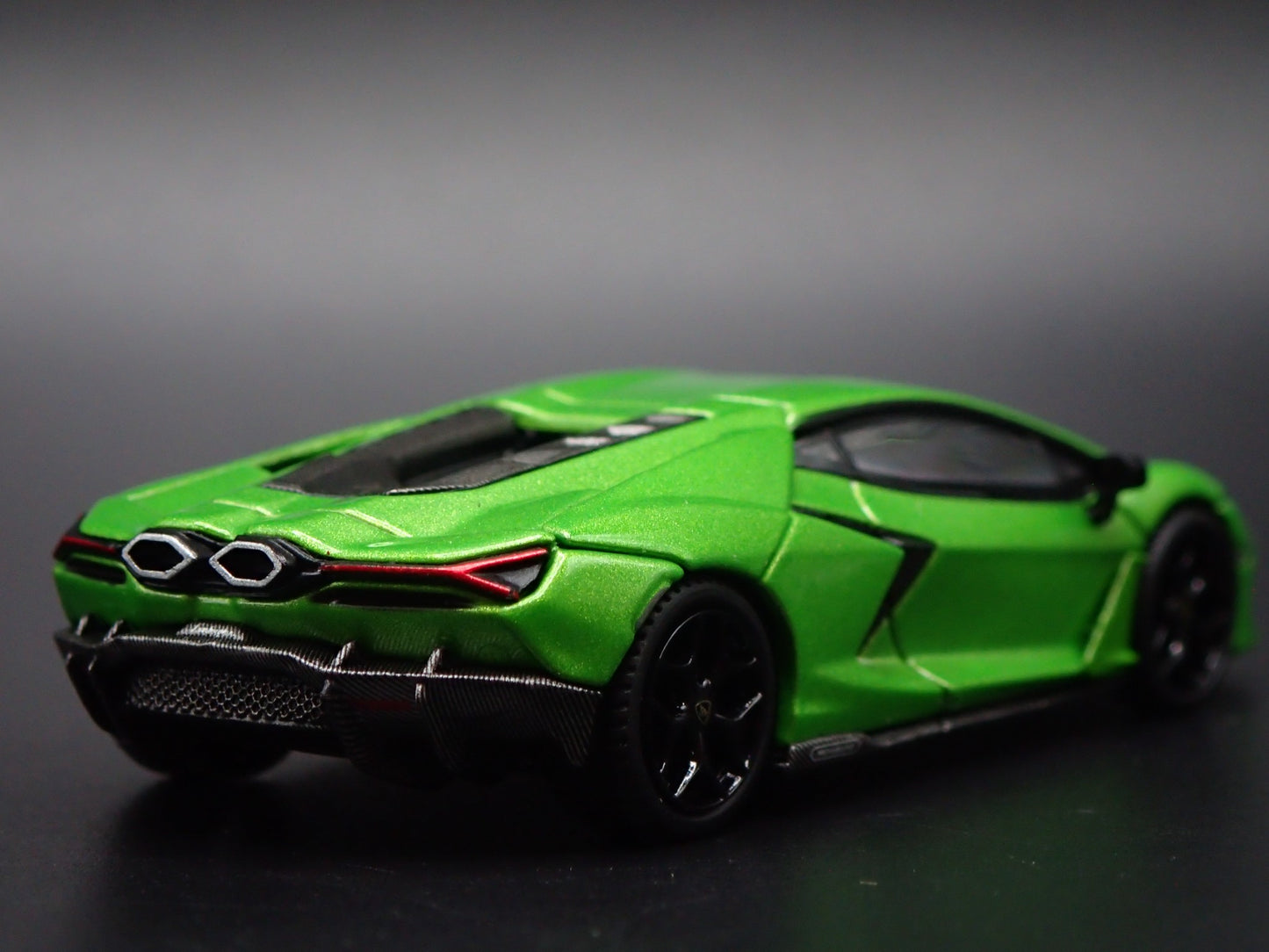 2024-2025 LAMBORGHINI REVUELTO SUPER CAR GREEN 1:64 SCALE DIECAST MODEL CAR