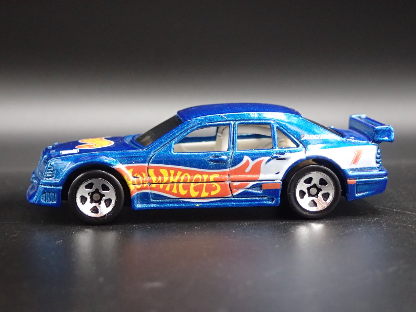 1993-1999 MERCEDES-BENZ C CLASS BLUE 1:64 SCALE COLLECTIBLE DIECAST MODEL CAR