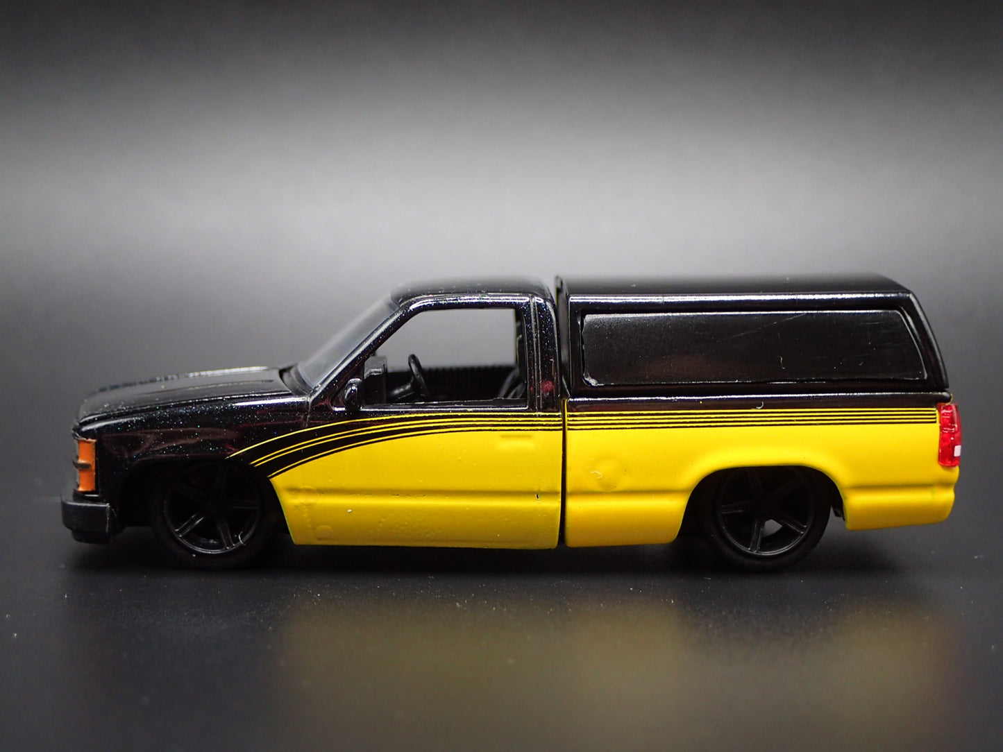 1992 92 CHEVY CHEVROLET C1500 SS 454 PICKUP TRUCK 1:64 SCALE DIECAST MODEL CAR