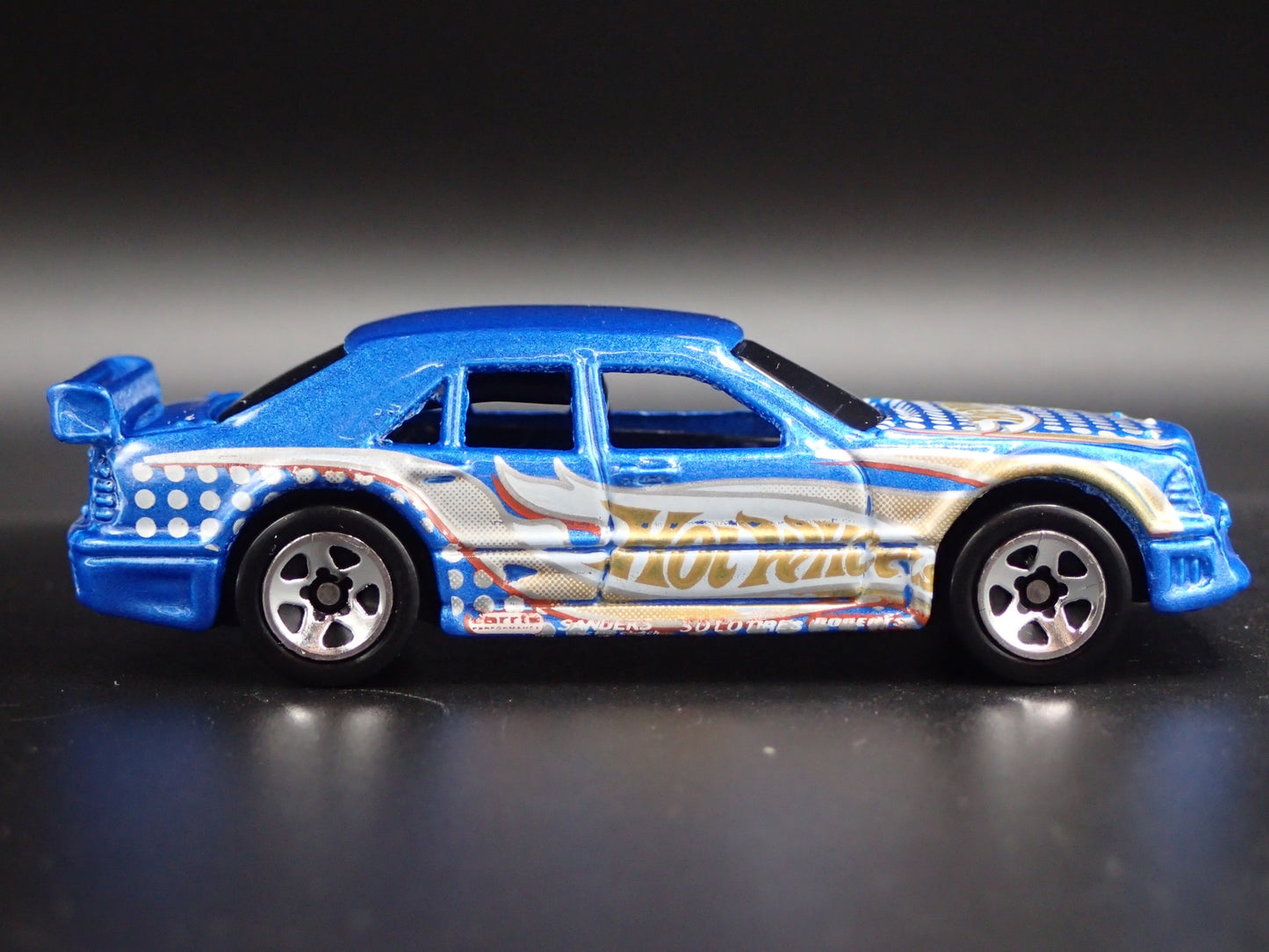 1993-1999 MERCEDES-BENZ C CLASS BLUE 1:64 SCALE COLLECTIBLE DIECAST MODEL CAR