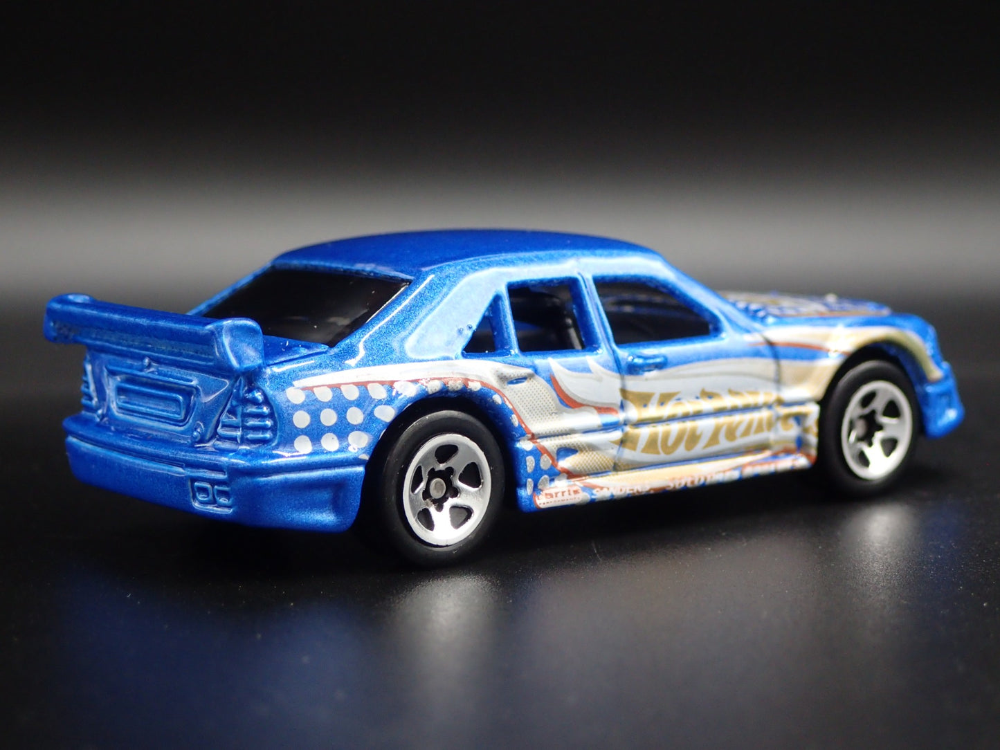 1993-1999 MERCEDES-BENZ C CLASS BLUE 1:64 SCALE COLLECTIBLE DIECAST MODEL CAR