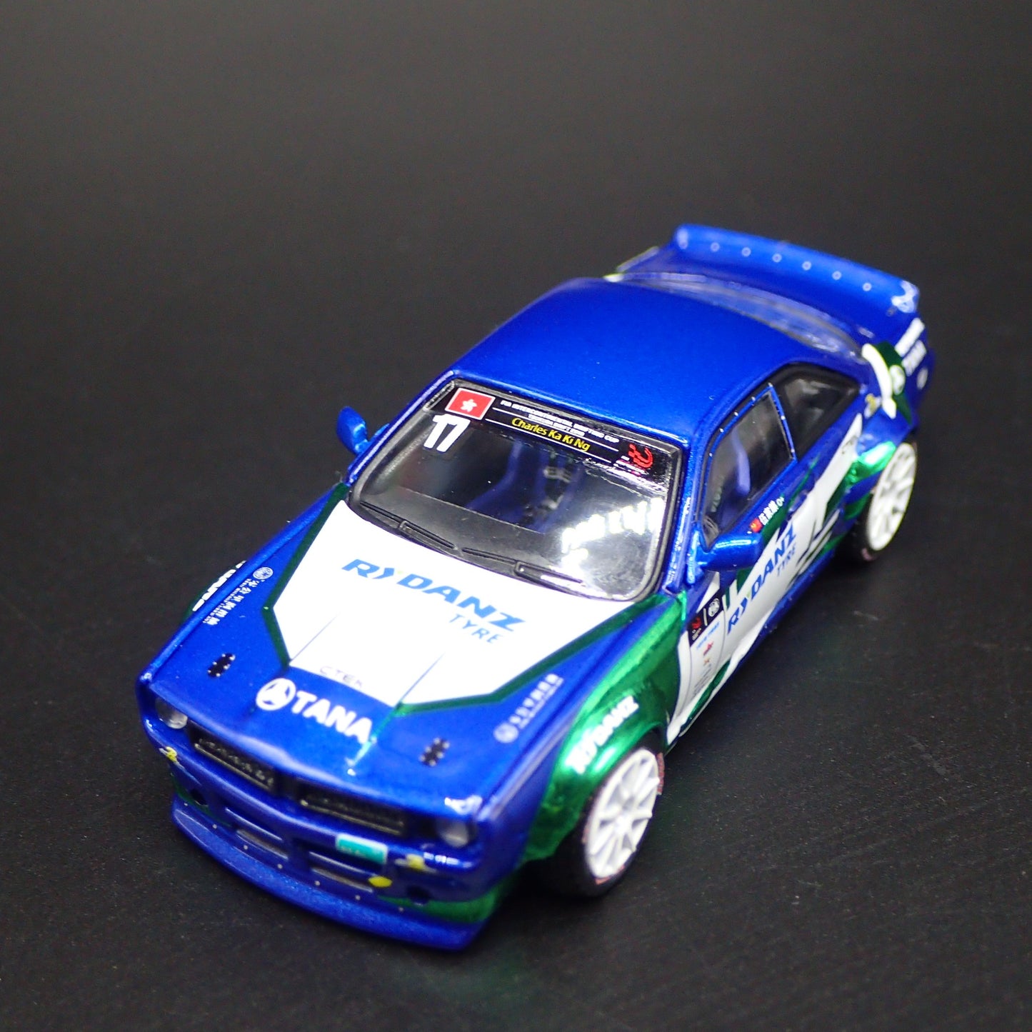 NISSAN SILVIA S14 ROCKET BUNNY DRIFTING JDM 1:64 SCALE DIORAMA DIECAST MODEL CAR
