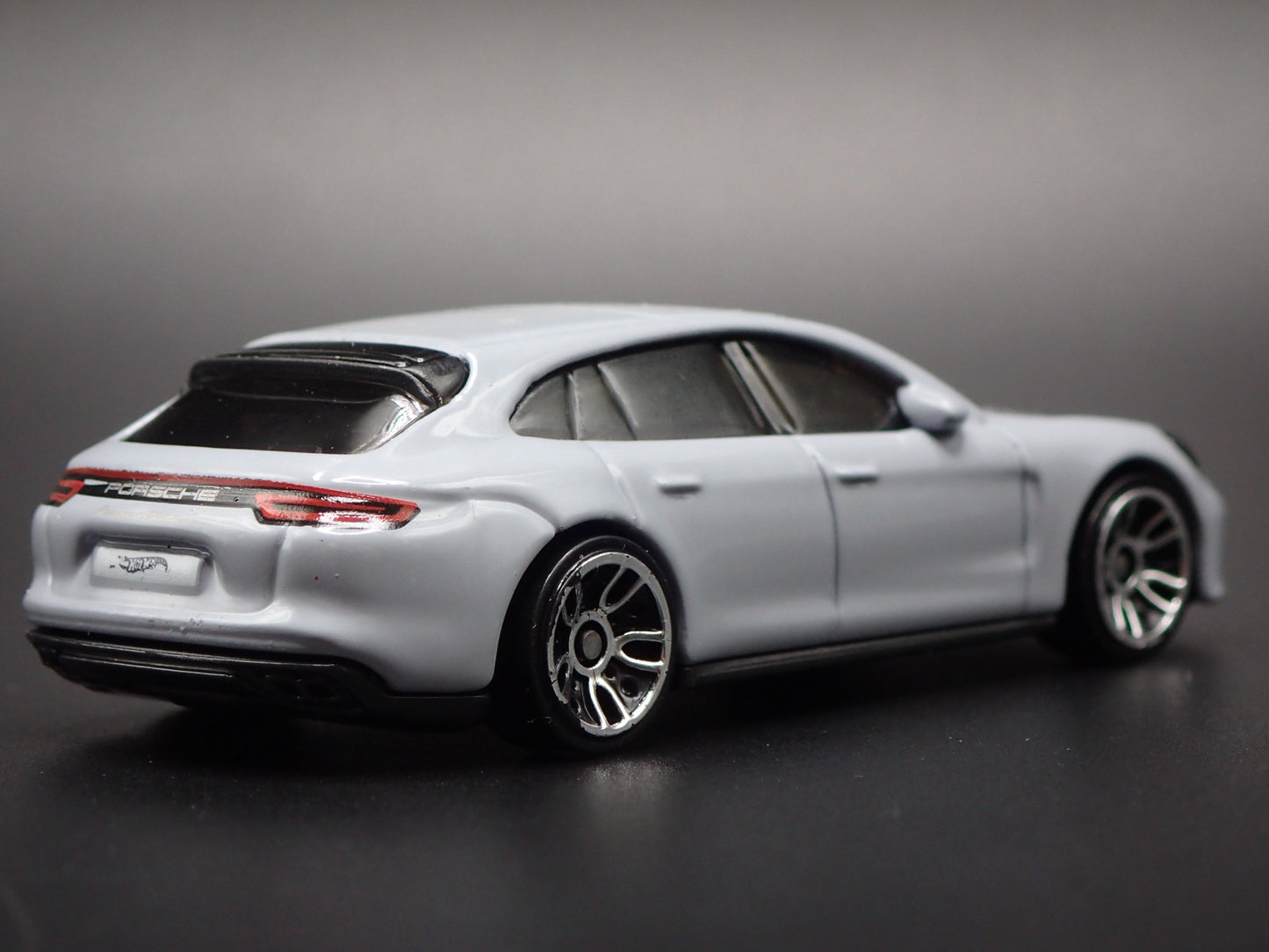 2016-2024 PORSCHE PANAMERA TURBO S E-HYBRID SPORTS TURISMO 1:64 SCALE MODEL CAR