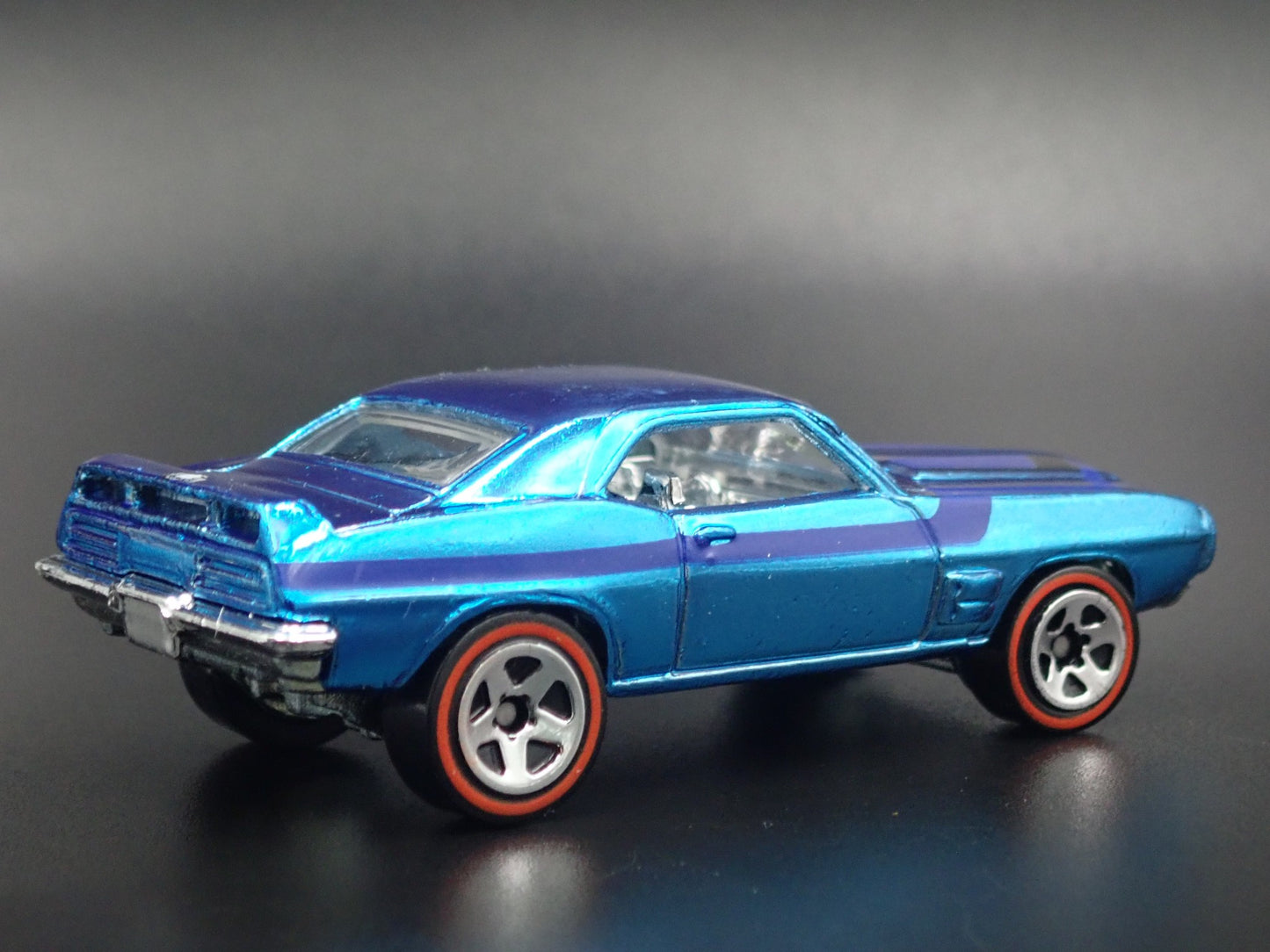 1969 PONTIAC FIREBIRD BLUE 1:64 SCALE COLLECTIBLE DIORAMA DIECAST MODEL CAR