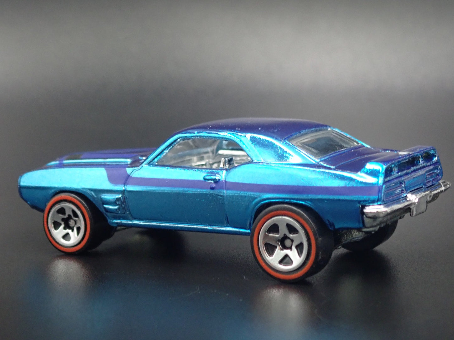 1969 PONTIAC FIREBIRD BLUE 1:64 SCALE COLLECTIBLE DIORAMA DIECAST MODEL CAR