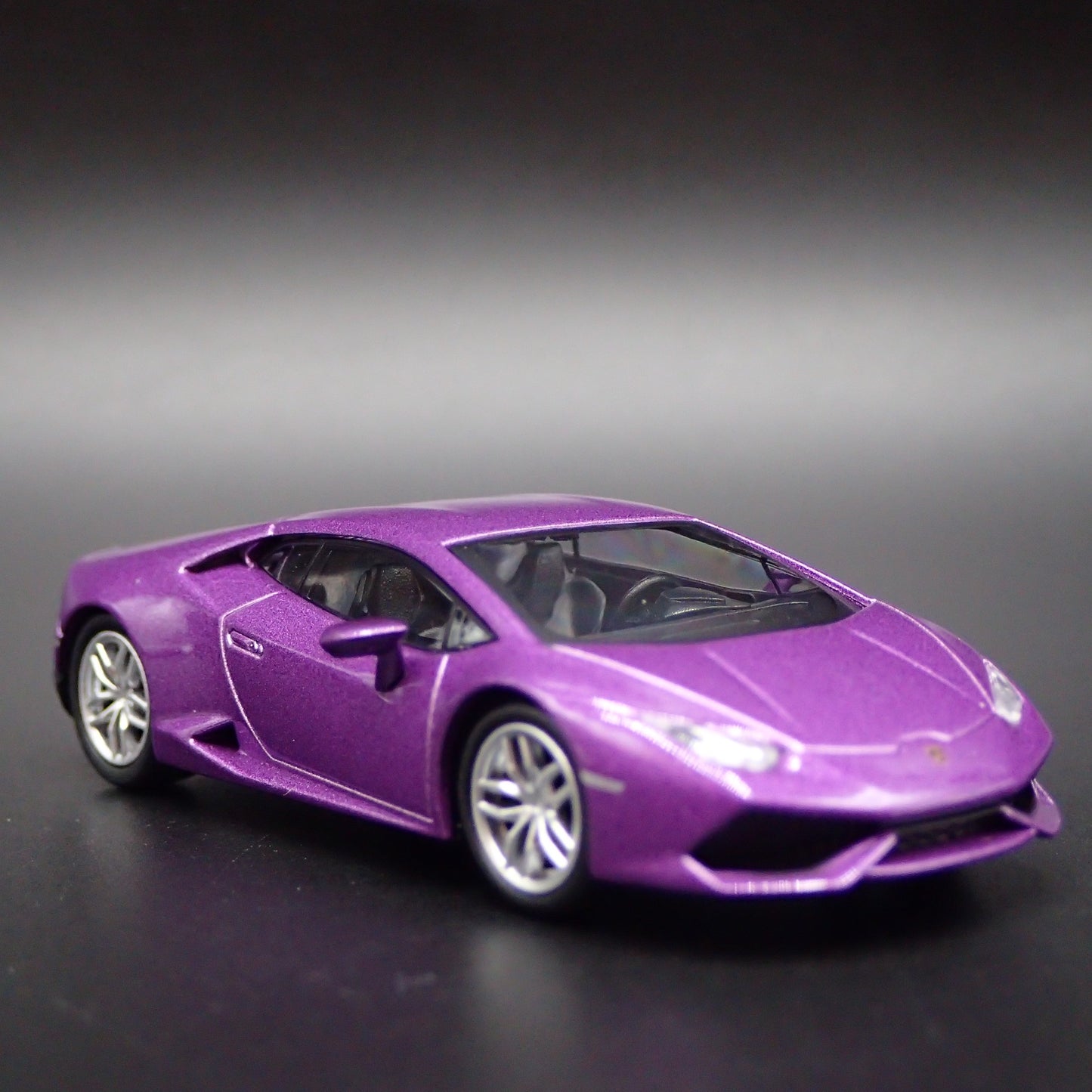 2014-2019 LAMBORGHINI HURACAN COUPE SUPER CAR 1:64 SCALE DIECAST MODEL CAR