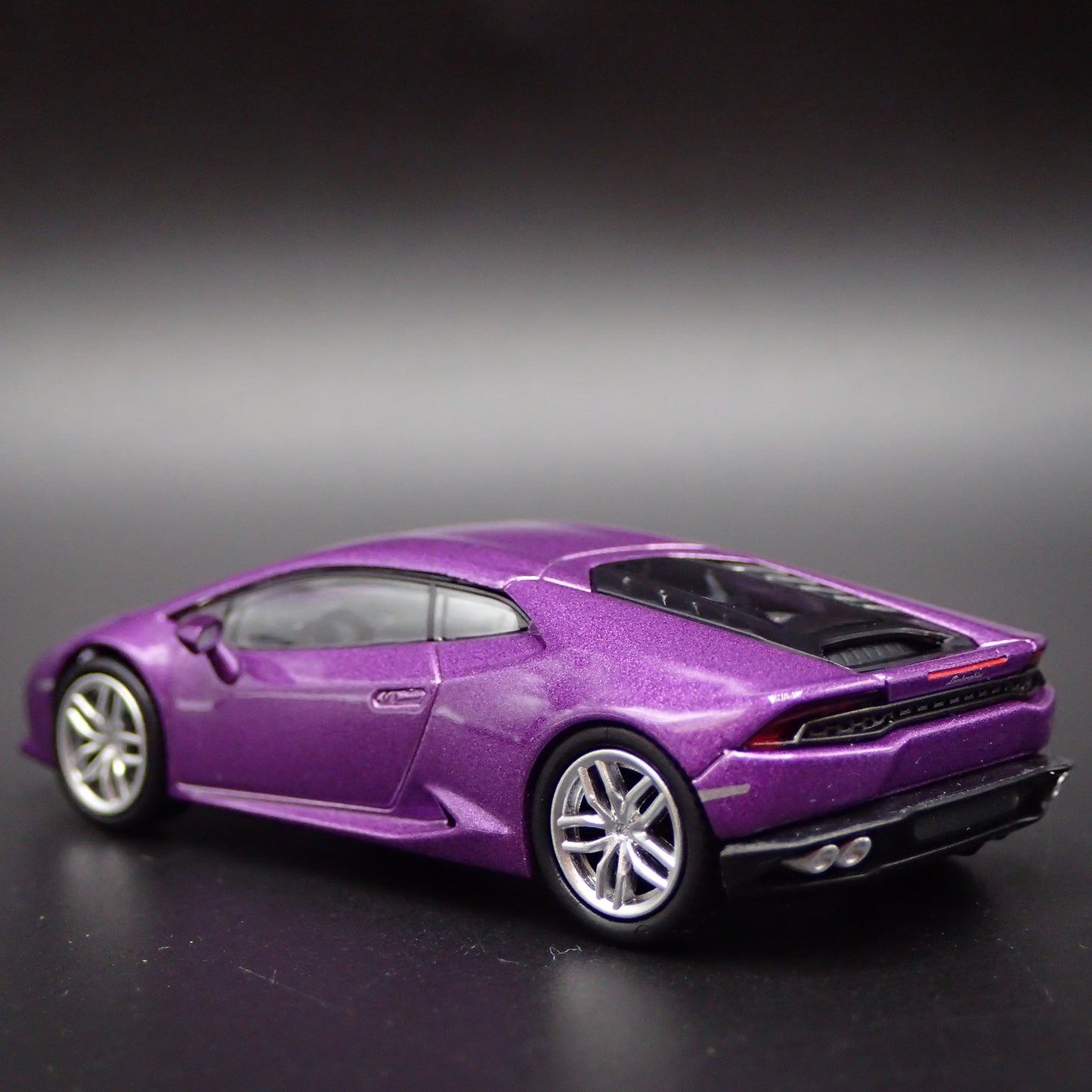 2014-2019 LAMBORGHINI HURACAN COUPE SUPER CAR 1:64 SCALE DIECAST MODEL CAR