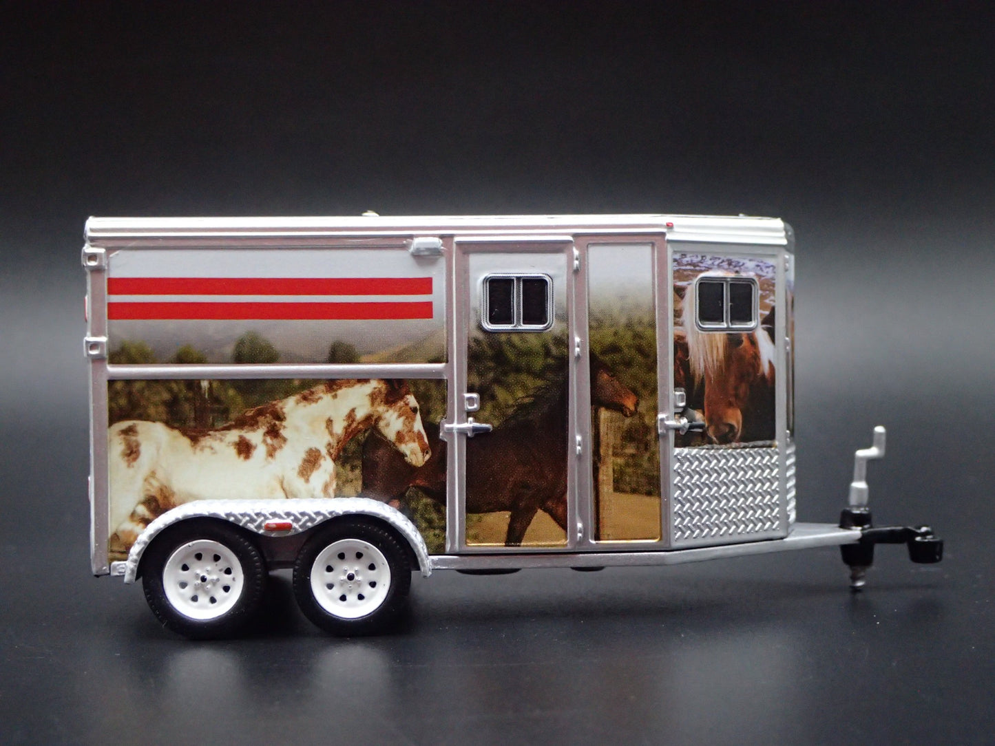 HORSE TRAILER W/ HITCH WHITE 1/64 SCALE COLLECTIBLE DIORAMA DIECAST MODEL CAR