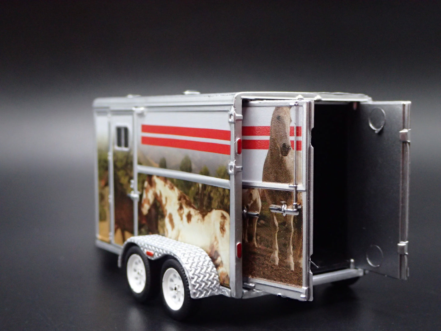 HORSE TRAILER W/ HITCH WHITE 1/64 SCALE COLLECTIBLE DIORAMA DIECAST MODEL CAR