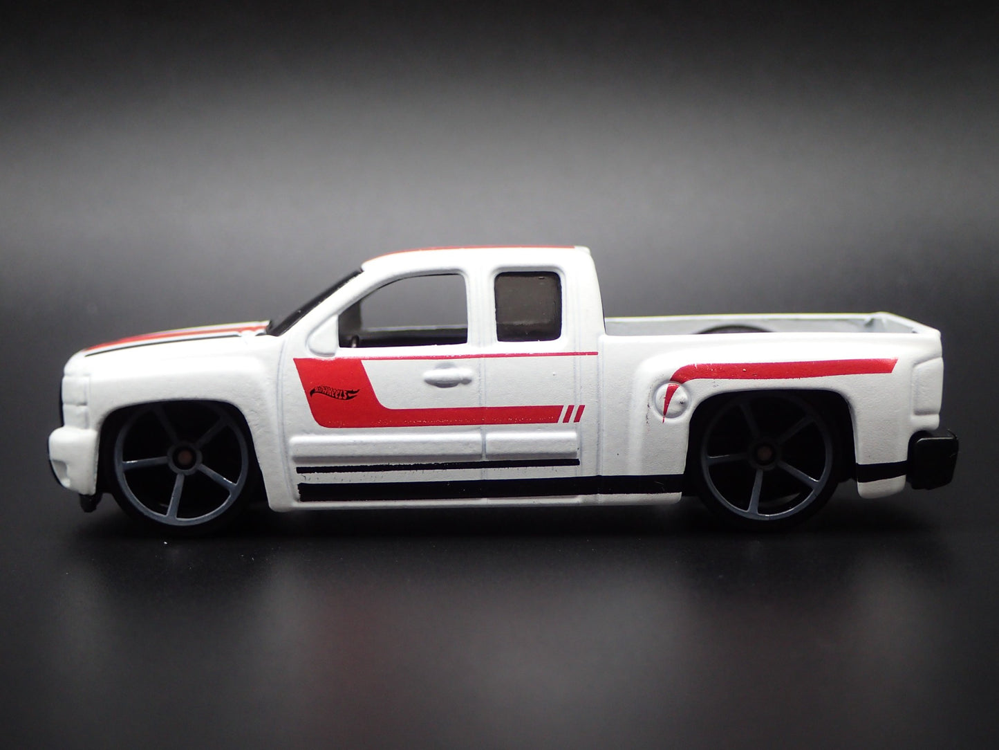 2007-2014 CHEVY CHEVROLET SILVERADO PICKUP TRUCK 1:64 SCALE DIECAST MODEL CAR