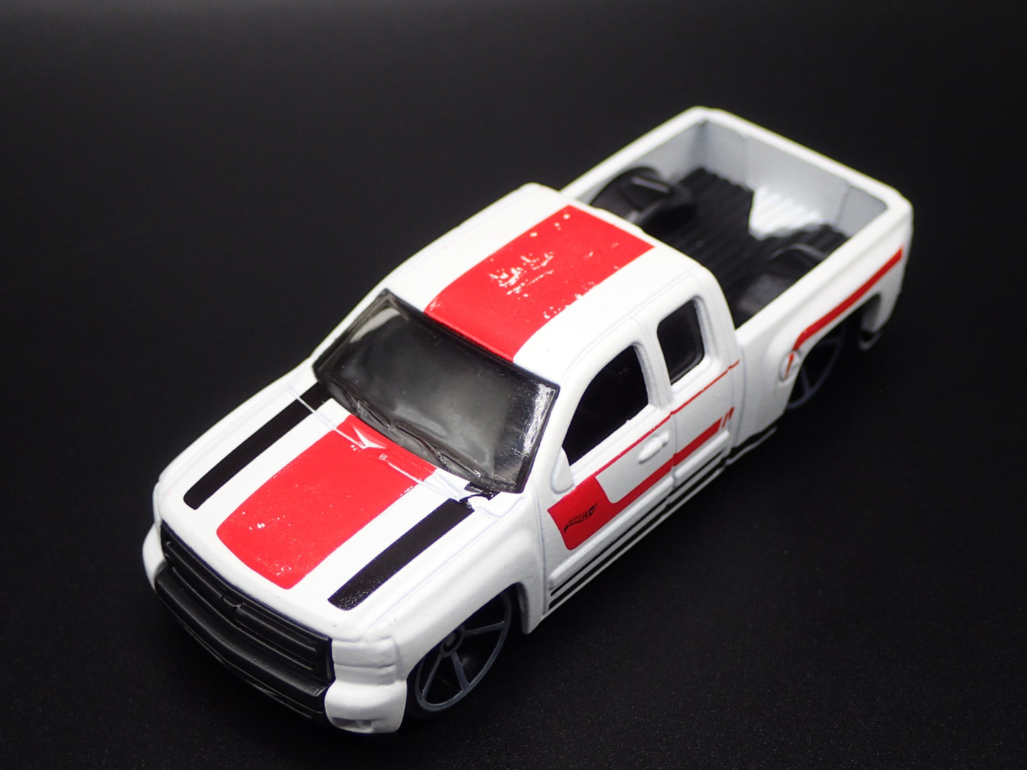 2007-2014 CHEVY CHEVROLET SILVERADO PICKUP TRUCK 1:64 SCALE DIECAST MODEL CAR