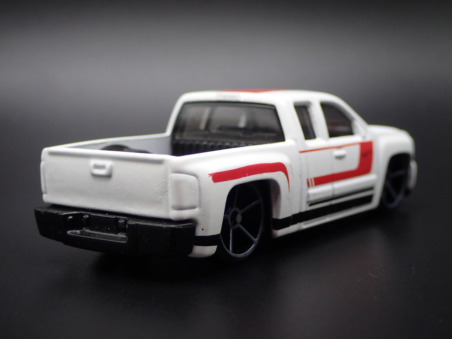 2007-2014 CHEVY CHEVROLET SILVERADO PICKUP TRUCK 1:64 SCALE DIECAST MODEL CAR