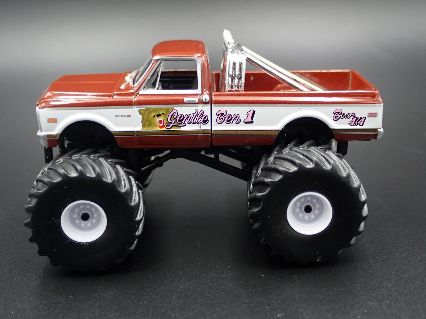 1972 CHEVY CHEVROLET C20 MONSTER TRUCK GENTLE BEN 1 1:64 SCALE DIECAST MODEL CAR