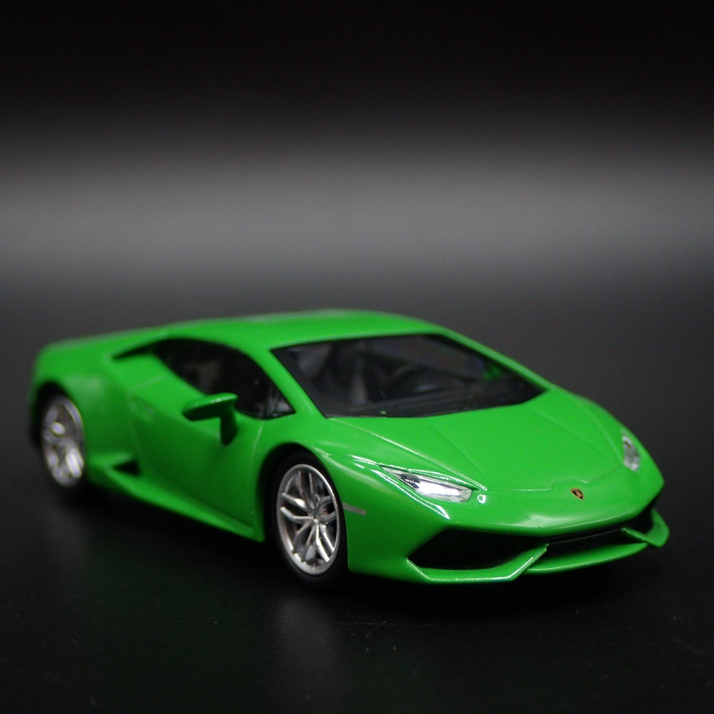 2014-2019 LAMBORGHINI HURACAN COUPE SUPER CAR GREEN 1:64 SCALE DIECAST MODEL CAR