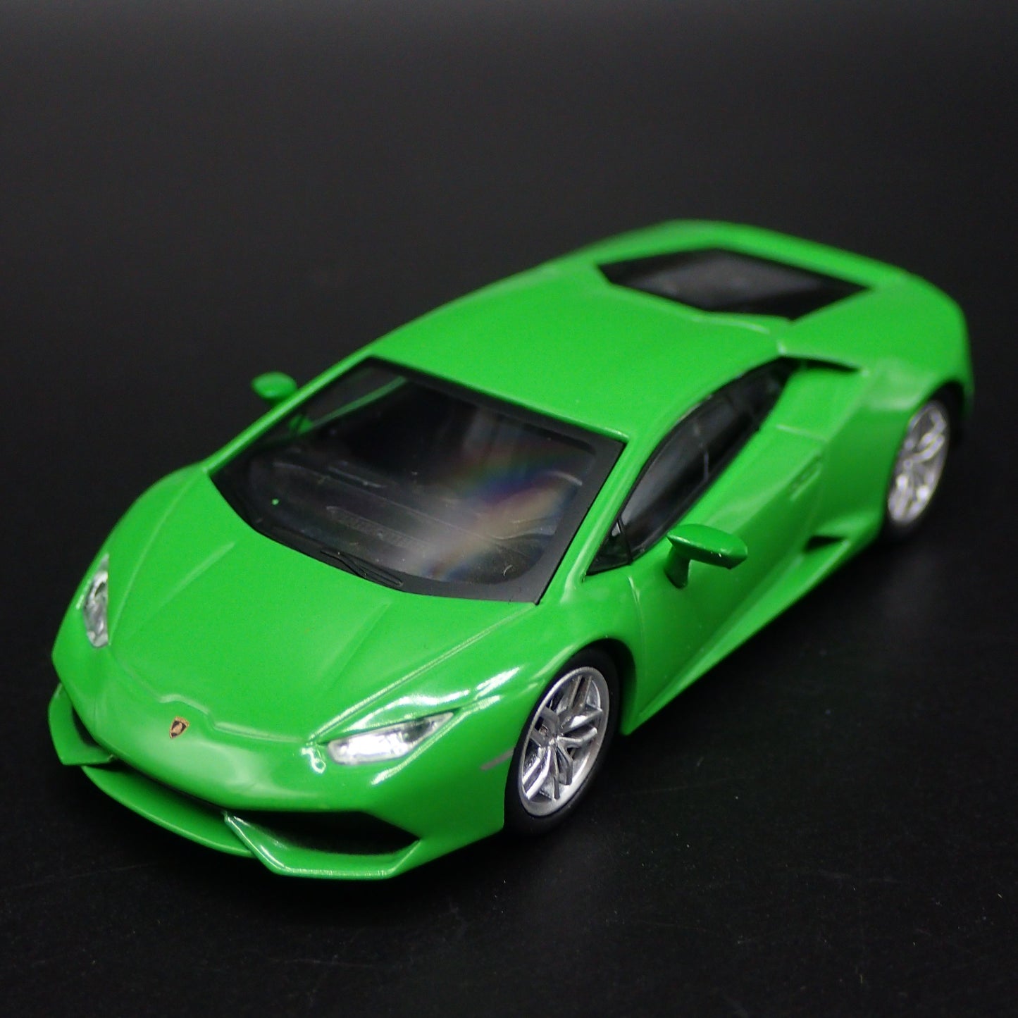 2014-2019 LAMBORGHINI HURACAN COUPE SUPER CAR GREEN 1:64 SCALE DIECAST MODEL CAR