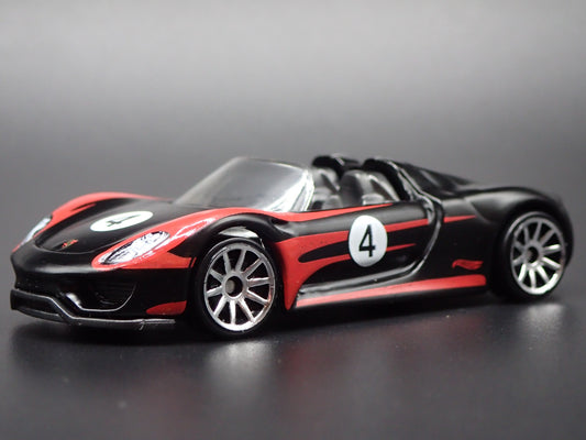 2013-2015 PORSCHE 918 SPYDER SUPER CAR RARE 1:64 SCALE DIORAMA DIECAST MODEL CAR