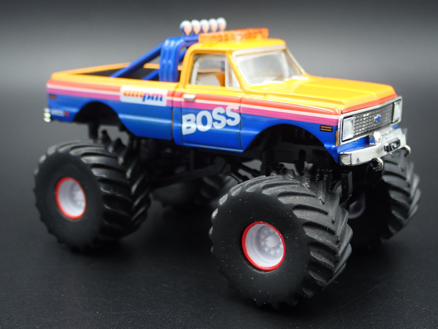 1972 CHEVY CHEVROLET K10 MONSTER TRUCK AM/PM BOSS 1:64 SCALE DIECAST MODEL CAR