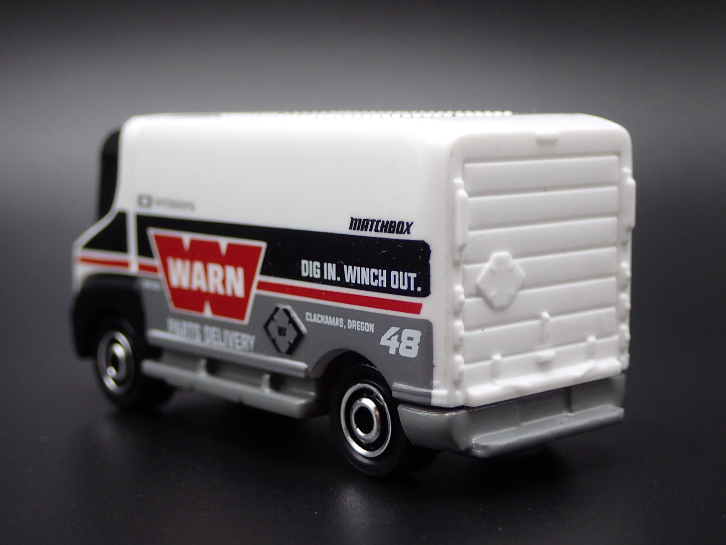 2009-2013 INTERNATIONAL eSTAR ELECTRIC VEHICLE VAN 1:64 SCALE DIECAST MODEL CAR