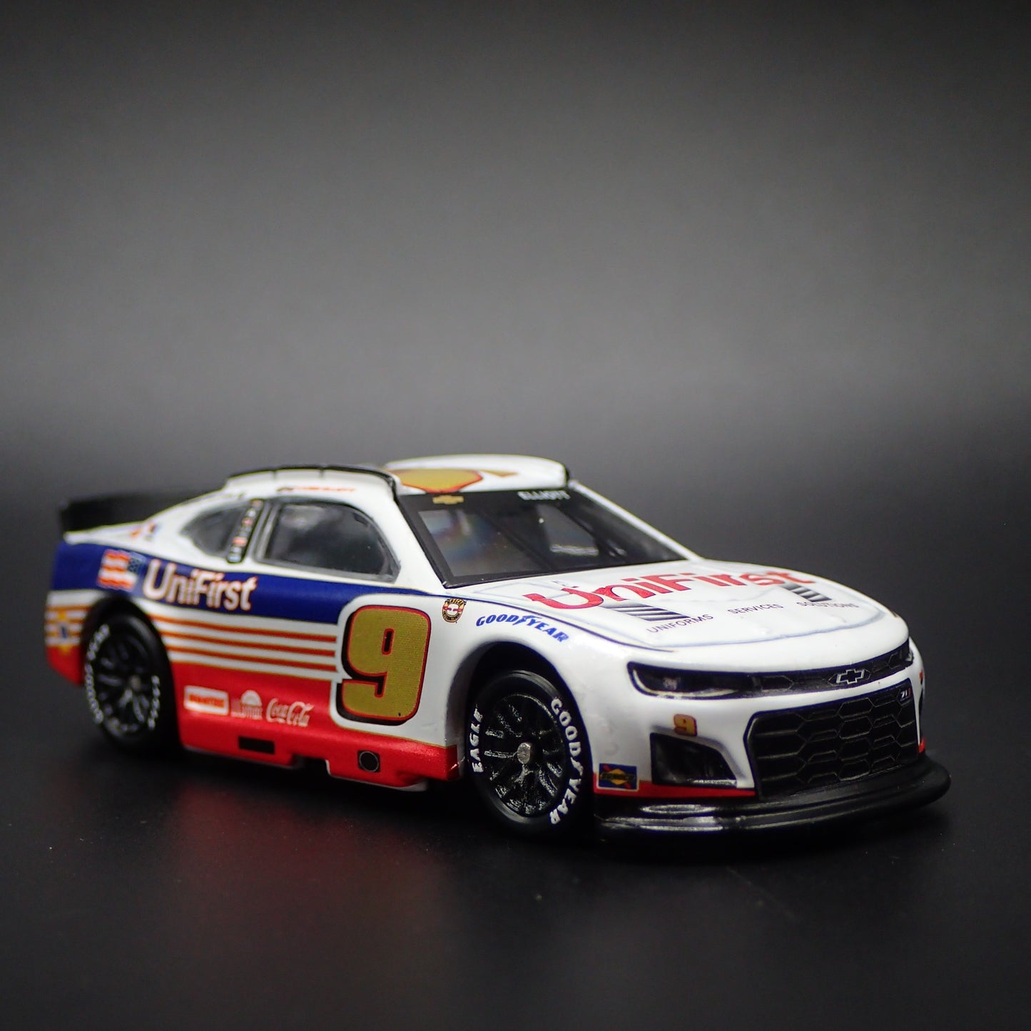2024 24 CHEVY CAMARO ZL1 9 CHASE ELLIOTT UNIFIRST NASCAR 1:64 DIECAST MODEL CAR