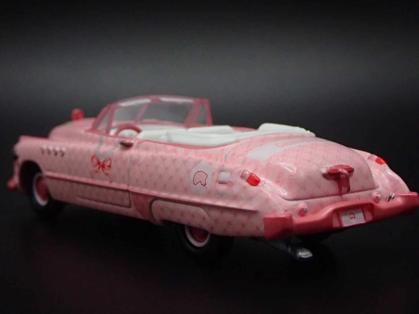 1949 49 BUICK ROADMASTER CONVERTIBLE GPK PINK 1/64 SCALE COLLECTIBLE MODEL CAR