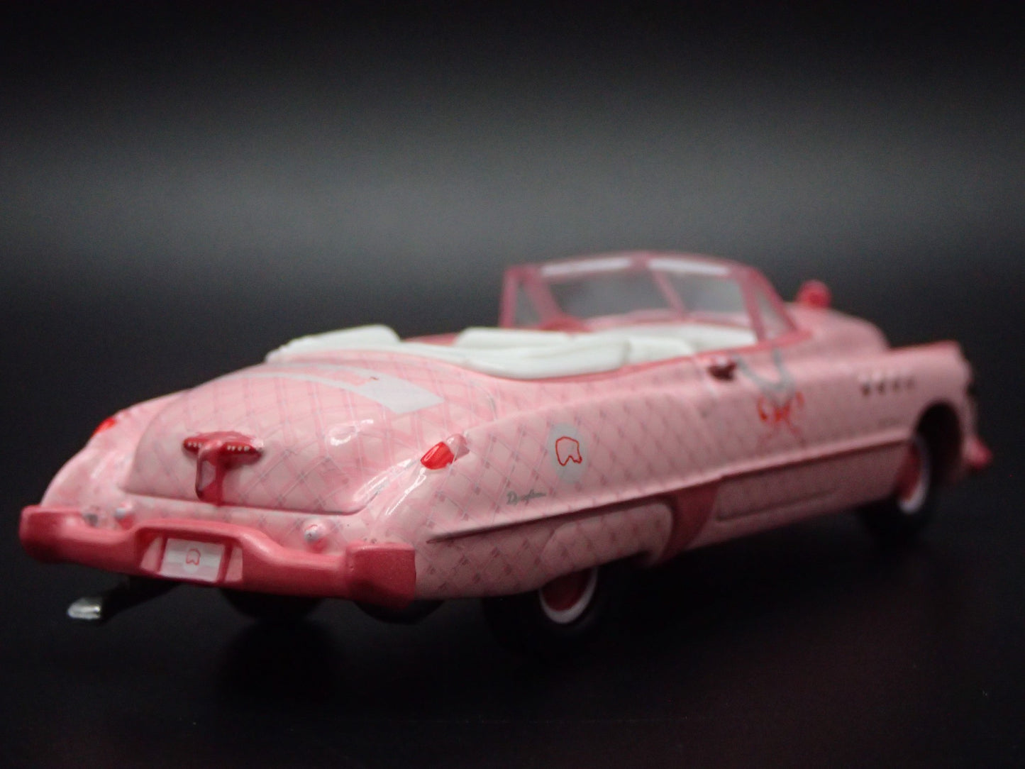 1949 49 BUICK ROADMASTER CONVERTIBLE GPK PINK 1/64 SCALE COLLECTIBLE MODEL CAR