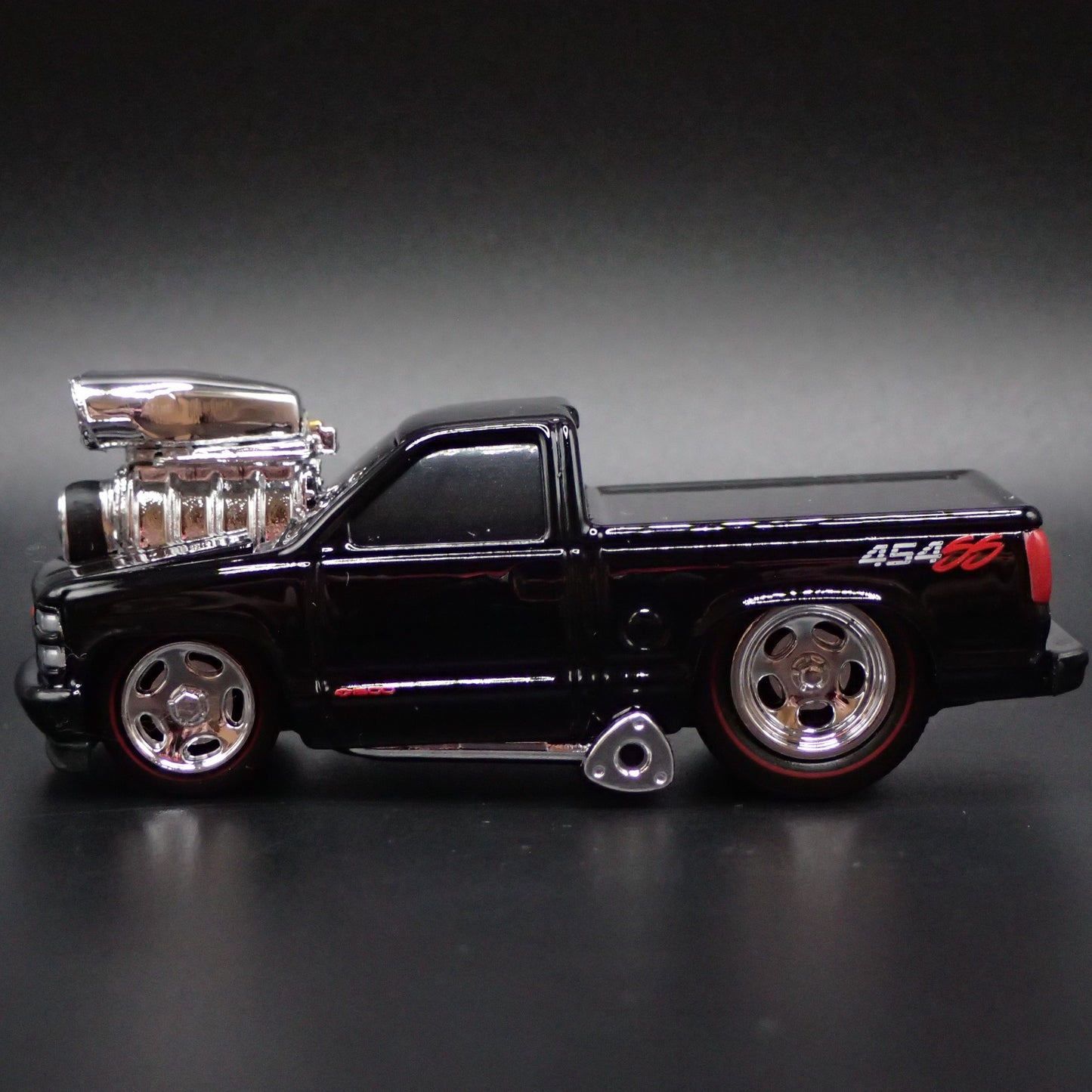 1993 93 CHEVY CHEVROLET SS 454 PICKUP TRUCK OBS BLK 1:64 SCALE DIECAST MODEL CAR