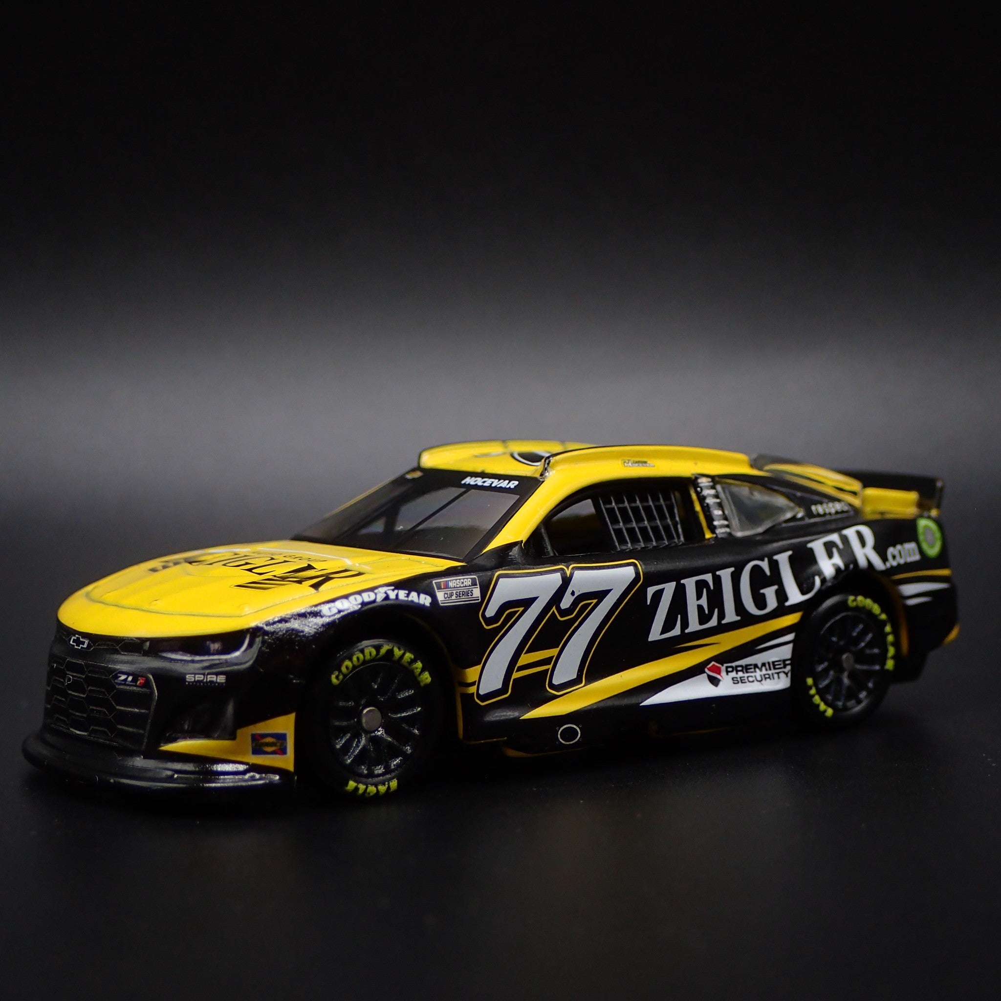 2024 24 CHEVY CAMARO ZL1 77 CARSON HOCEVAR ZEIGLER NASCAR 1:64