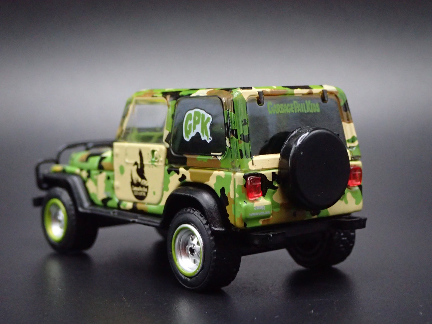 1986-1995 JEEP WRANGLER CJ7 YJ GPK CAMO 1:64 SCALE DIORAMA DIECAST MODEL CAR