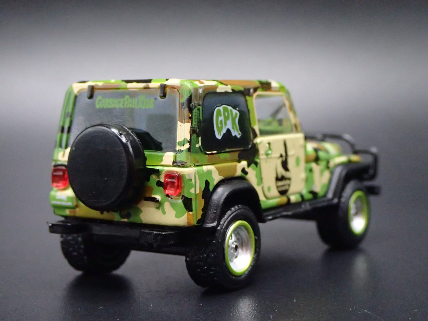 1986-1995 JEEP WRANGLER CJ7 YJ GPK CAMO 1:64 SCALE DIORAMA DIECAST MODEL CAR
