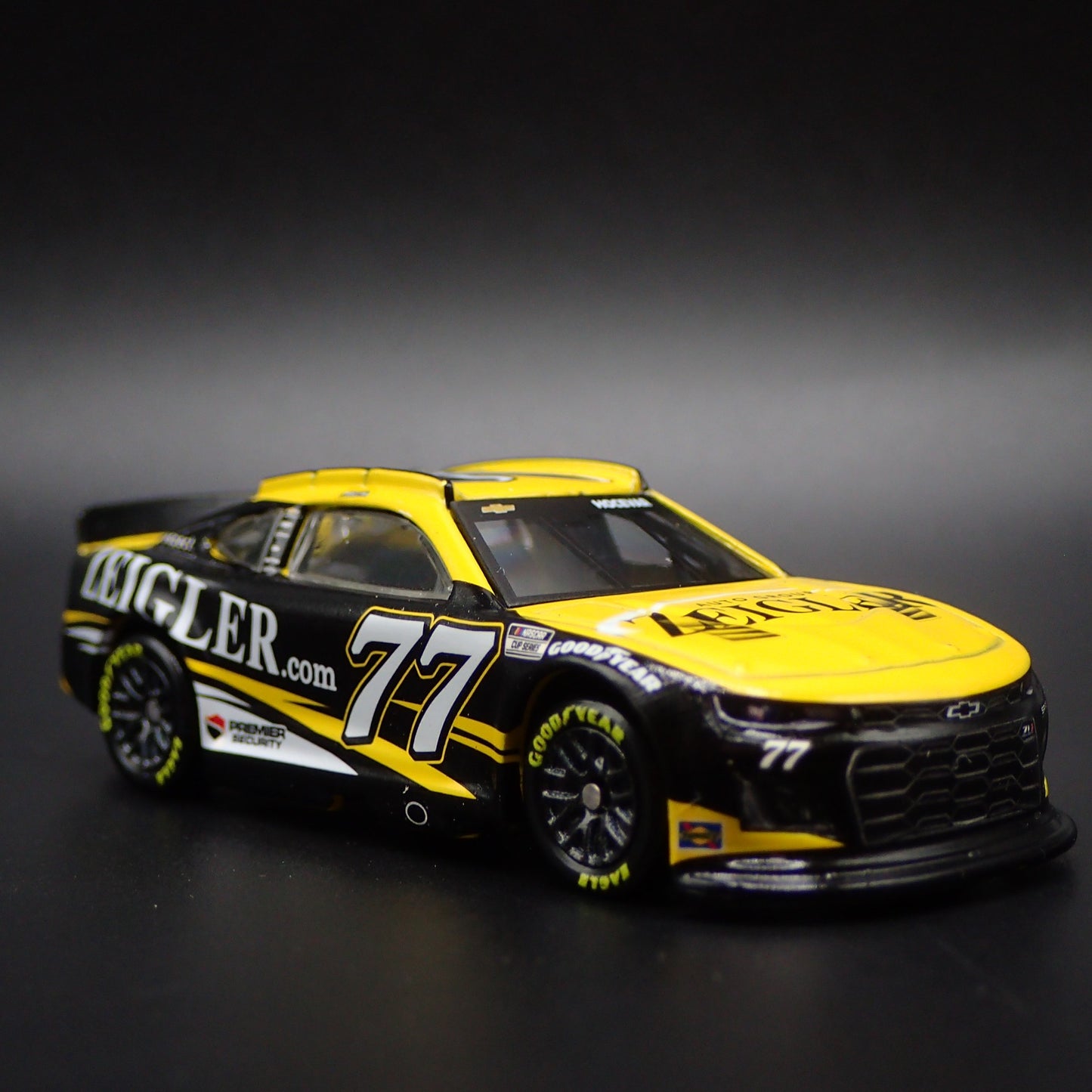 2024 24 CHEVY CAMARO ZL1 77 CARSON HOCEVAR ZEIGLER NASCAR 1:64 SCALE DIECAST CAR