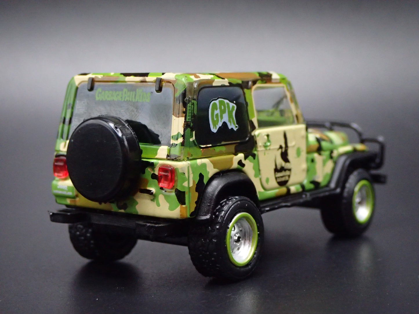 1986-1995 JEEP WRANGLER CJ7 YJ GPK CAMO 1:64 SCALE DIORAMA DIECAST MODEL CAR