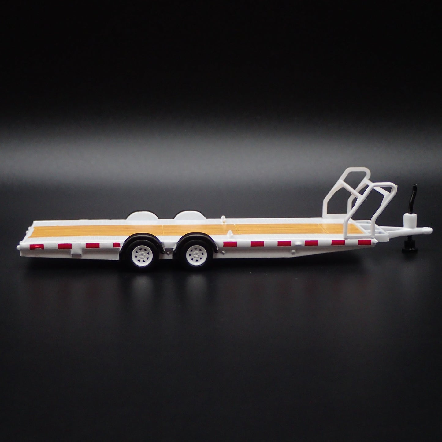 WHITE FLATBED CAR HAULER TRAILER 1:64 SCALE COLLECTIBLE DIORAMA PROP MODEL CAR