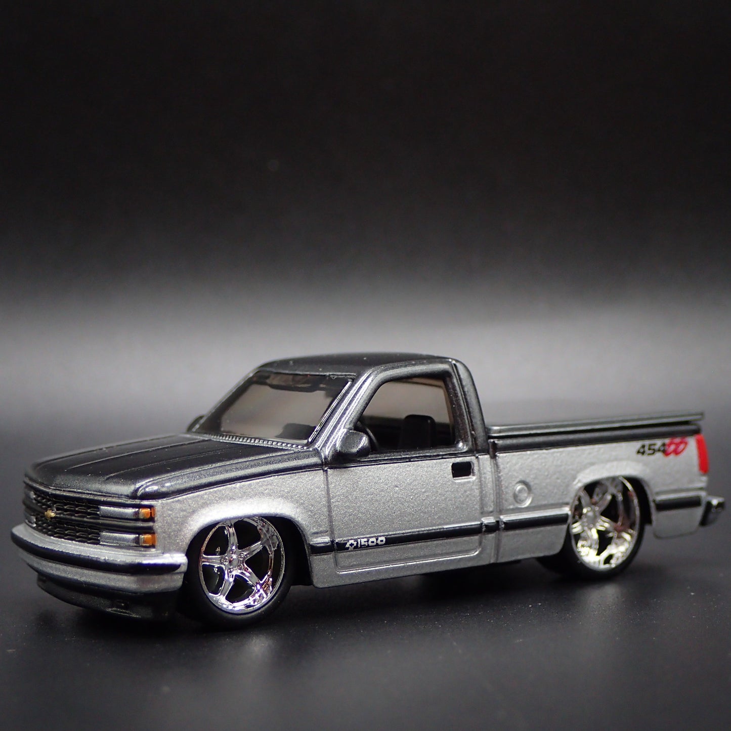 1993 93 CHEVY CHEVROLET SS 454 PICKUP TRUCK OBS 1:64 SCALE DIECAST MODEL CAR