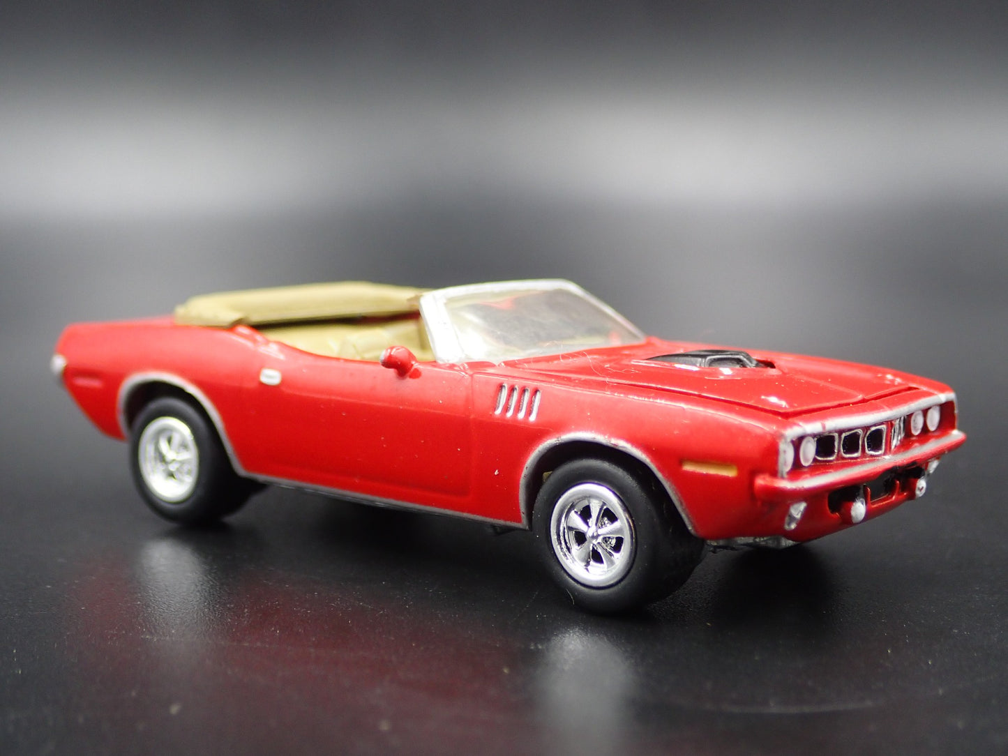 1971 71 PLYMOUTH HEMI CUDA CONVERTIBLE RED 1/64 SCALE LIMITED DIECAST MODEL CAR