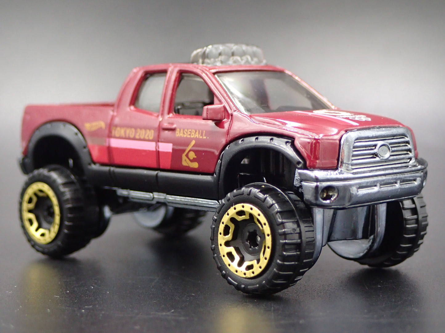 2007-2021 TOYOTA TUNDRA  4X4 PICKUP TRUCK 1/64 SCALE DIORAMA DIECAST MODEL CAR
