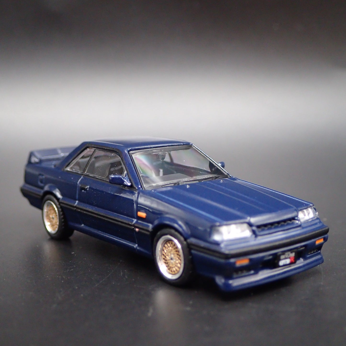 1985-1989 NISSAN SKYLINE GTS-R JDM RARE 1:64 SCALE DIORAMA DIECAST MODEL CAR