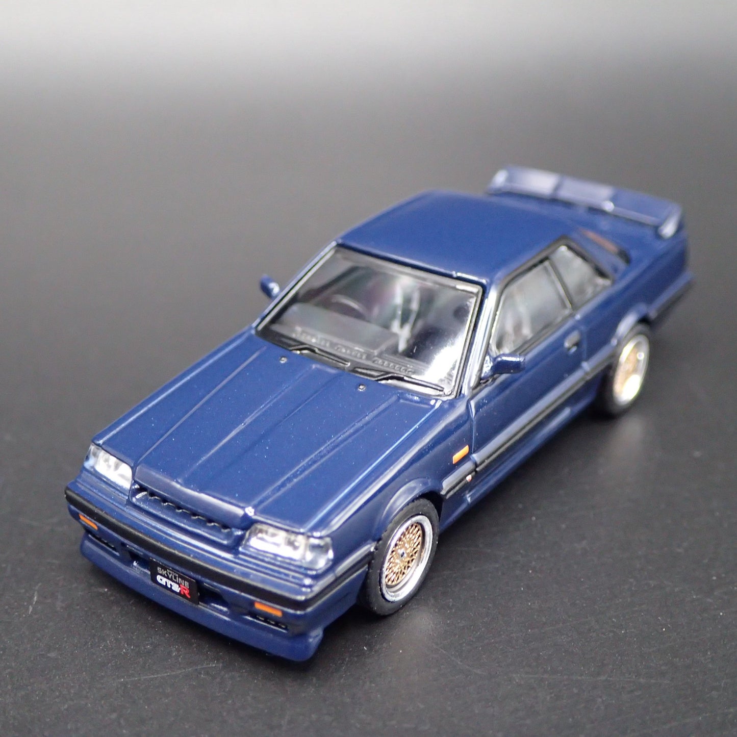 1985-1989 NISSAN SKYLINE GTS-R JDM RARE 1:64 SCALE DIORAMA DIECAST MODEL CAR