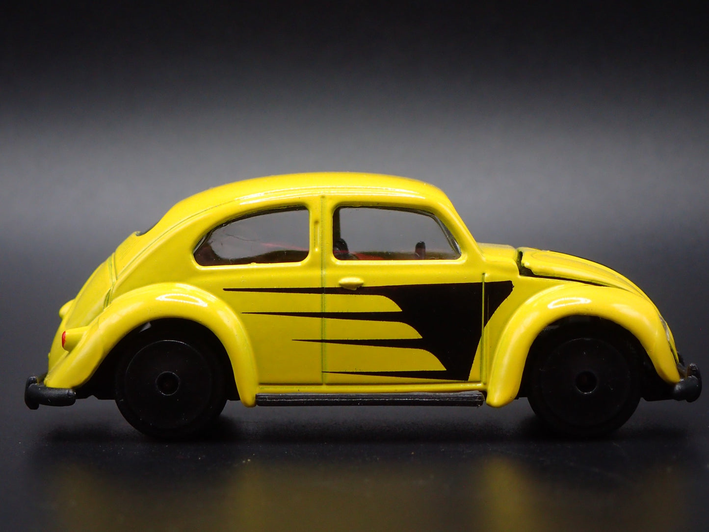 1953-1957 VW VOLKSWAGEN CLASSIC BEETLE BUG OVAL 1:64 SCALE DIECAST MODEL CAR