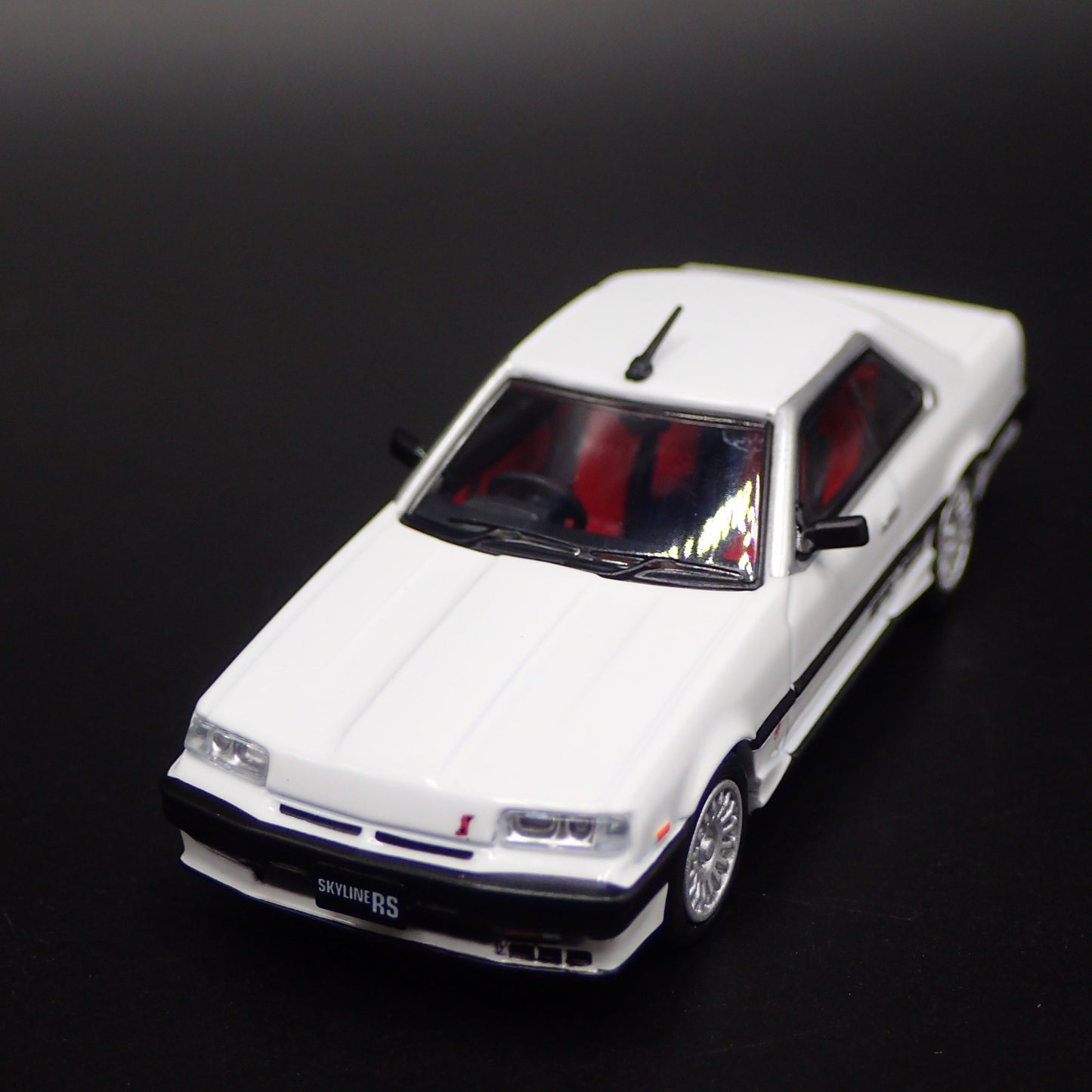 1981-1985 NISSAN SKYLINE 2000 RS-X TURBO DR30 R30 JDM 1:64 DIECAST MODEL CAR